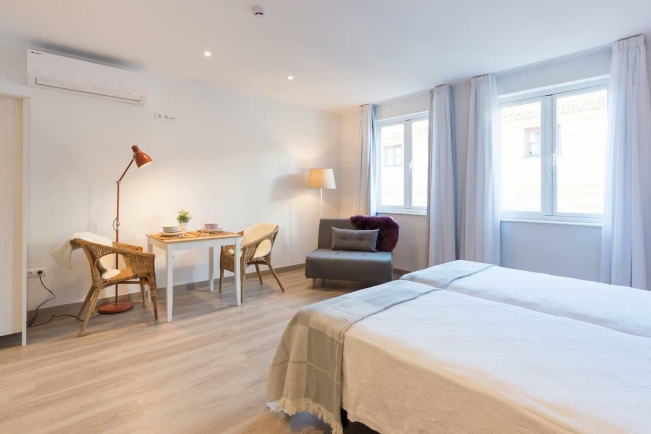Sharingco Atarazanas Premium Loft VII Lägenhet Málaga Exteriör bild